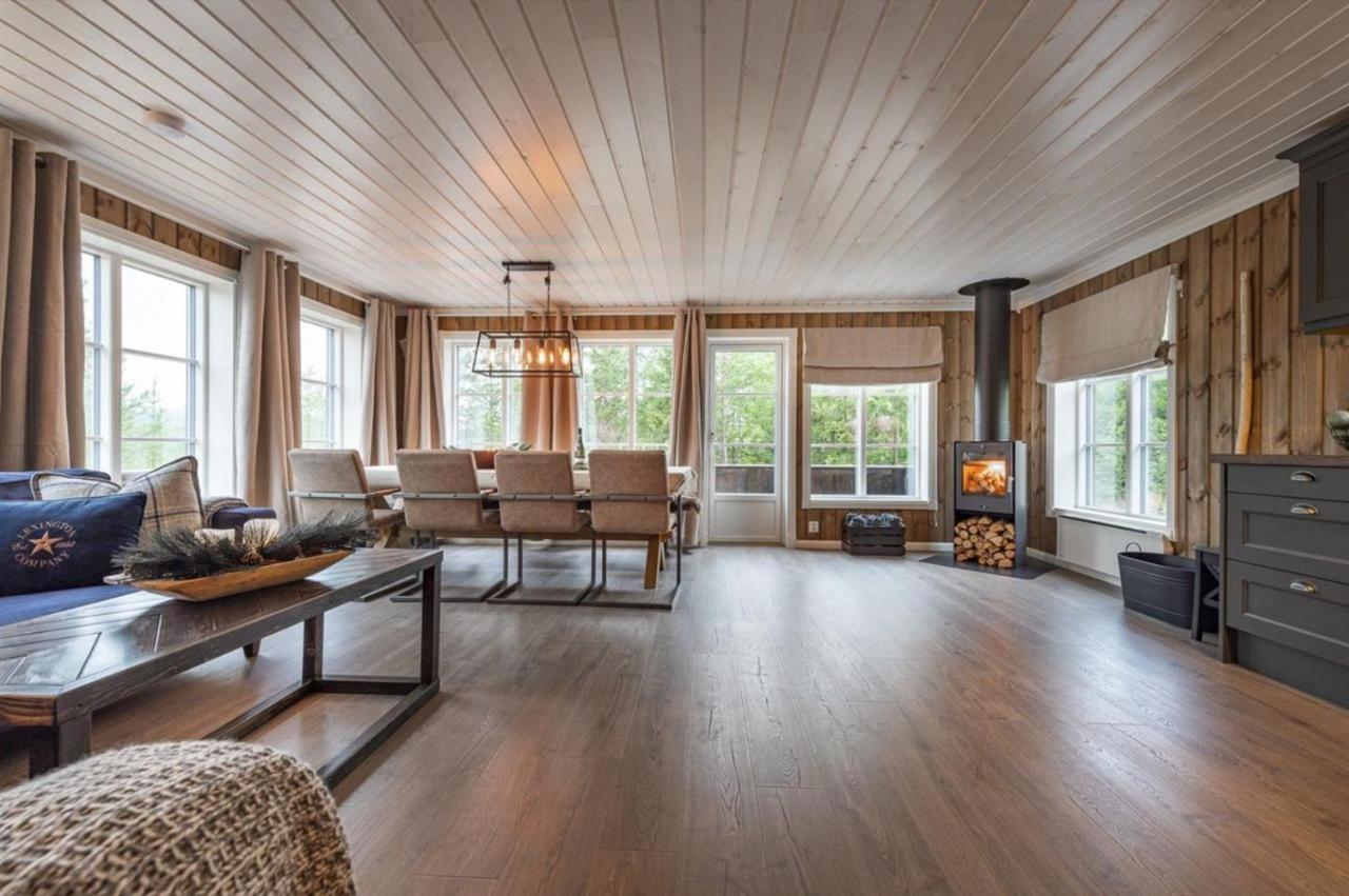Cabin With Sauna In ทรีซิล ภายนอก รูปภาพ